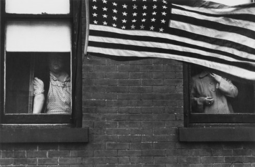 Parade, Hoboken, New Jersey, 1955 – Robert Frank “The Americans” – Grove Press, 1959